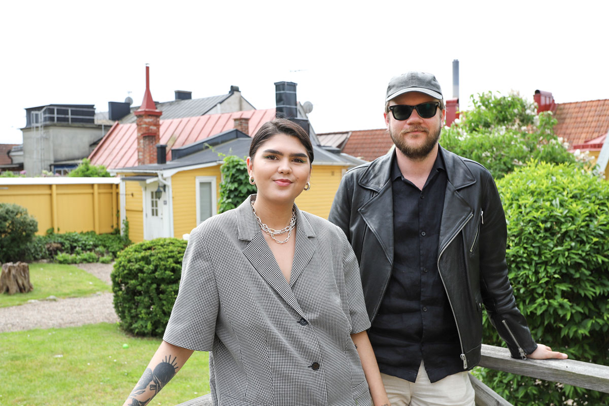 Olle & Julia: Fullt flyt hem till Karlshamn!