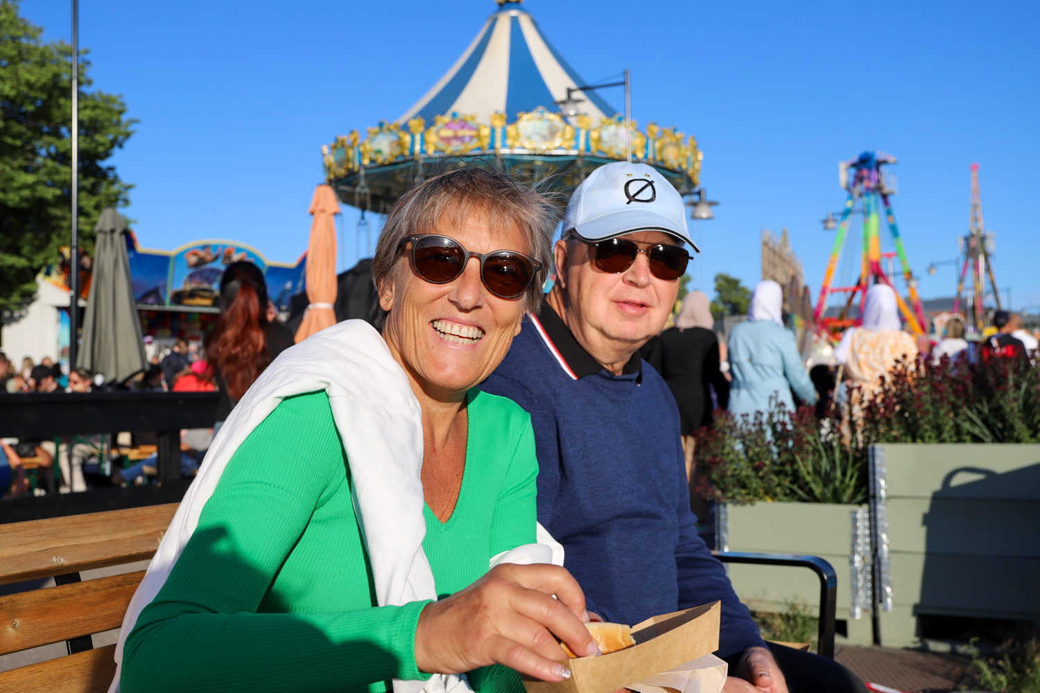 sommargatan-turister