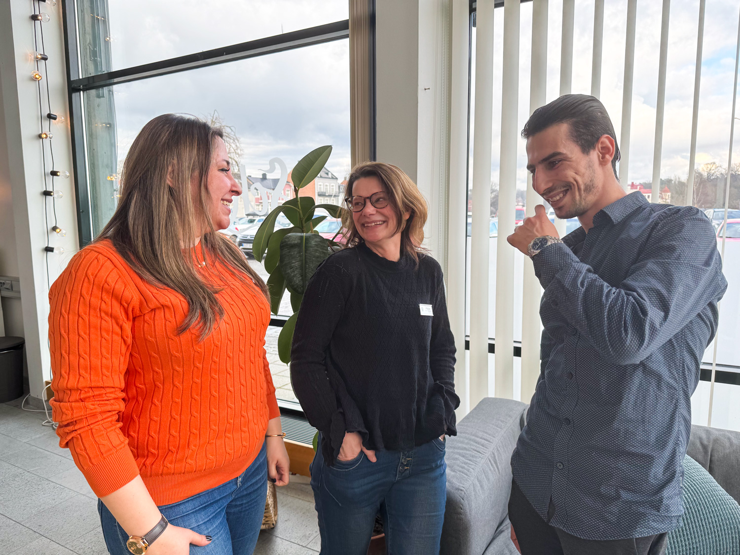 w-vivian-titte-nour2